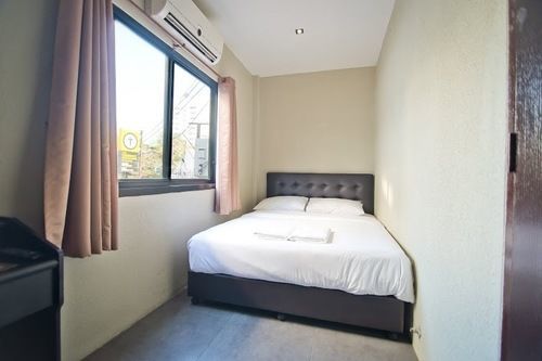 G.I Lodge Jomtien Beach Exterior photo