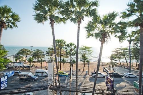G.I Lodge Jomtien Beach Exterior photo